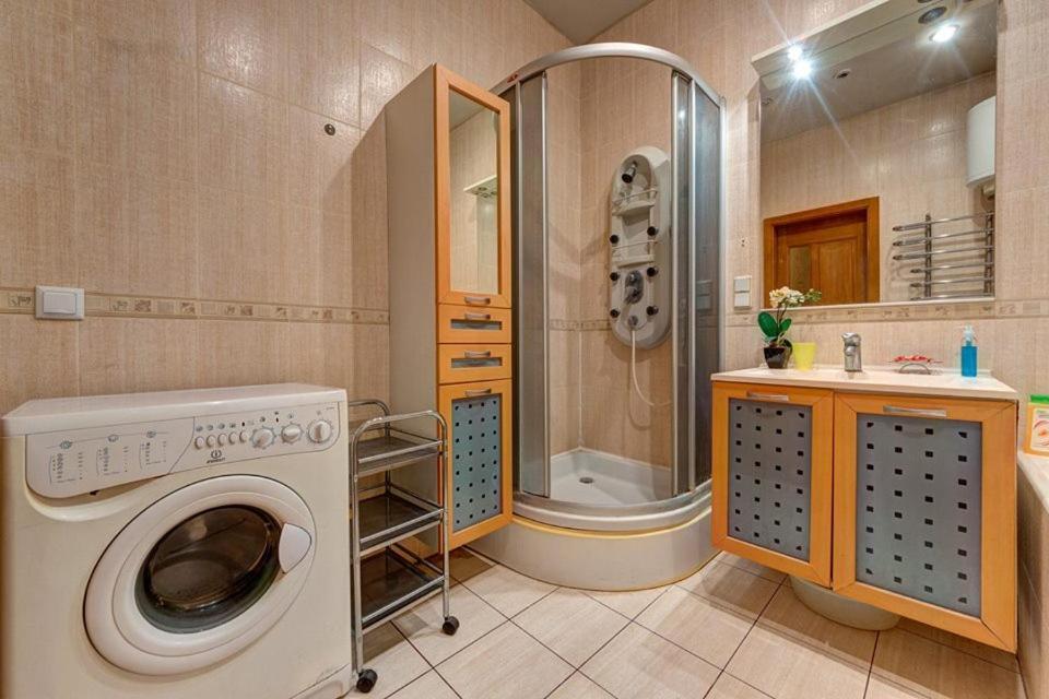 Apartments On Shota Rustaveli Kiev Extérieur photo