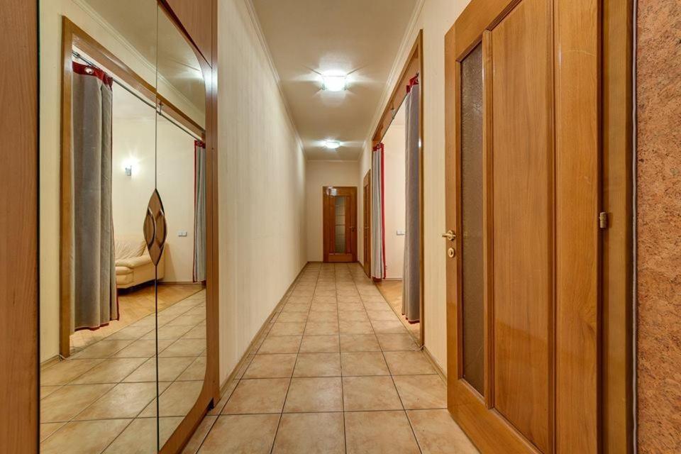 Apartments On Shota Rustaveli Kiev Extérieur photo