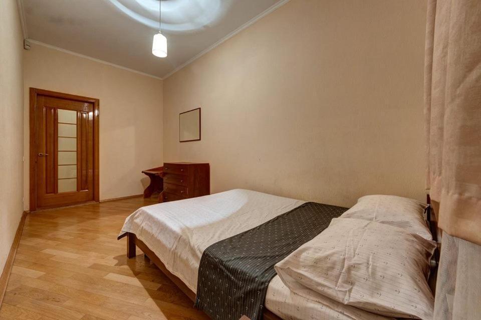 Apartments On Shota Rustaveli Kiev Extérieur photo